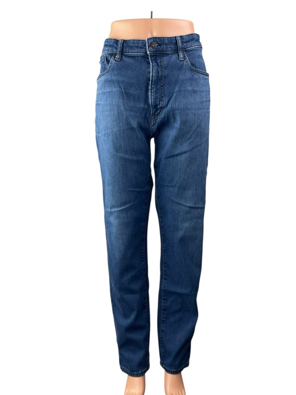 Uniqlo Women's Blue High Waisted Medium Wash Straight Leg Denim Jeans Size L